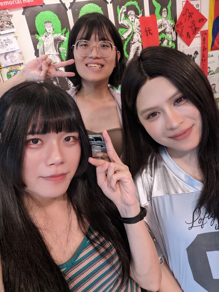右邊的朋友還是昨天才被拉來的 w